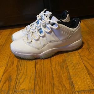 Jordan 11 low legend blue
